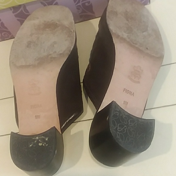 Brighton brown embroidered slip on size 9 - Picture 6 of 6